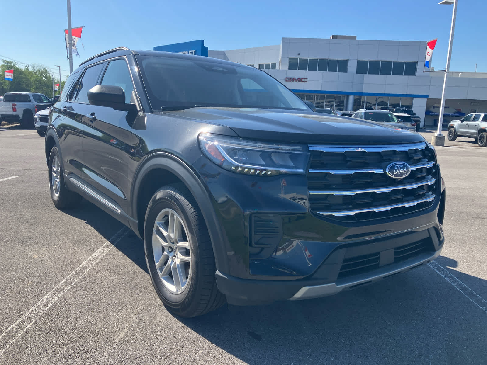 2025 Ford Explorer Active in Other — front three-quarter view